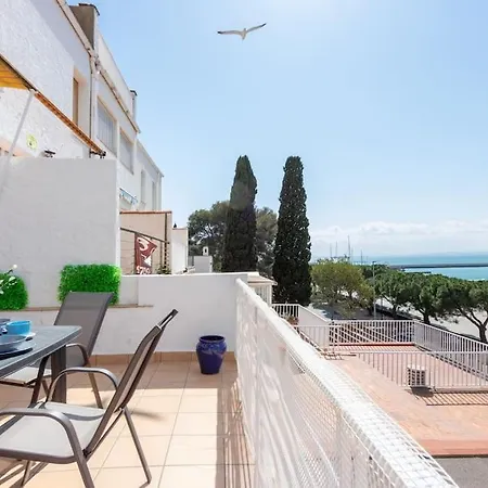 Merce 30-amplia Con Vistas Al Mar Holiday home Roses
