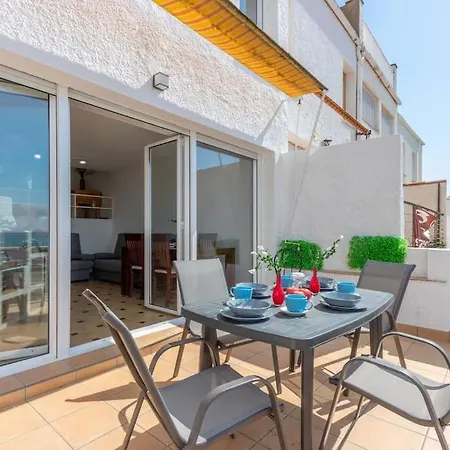 Merce 30-amplia Con Vistas Al Mar Roses